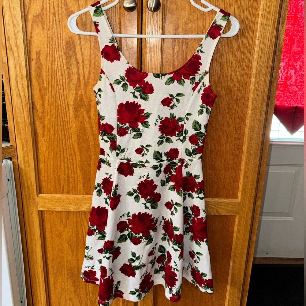 Divided White Dress with Pink Rose Print